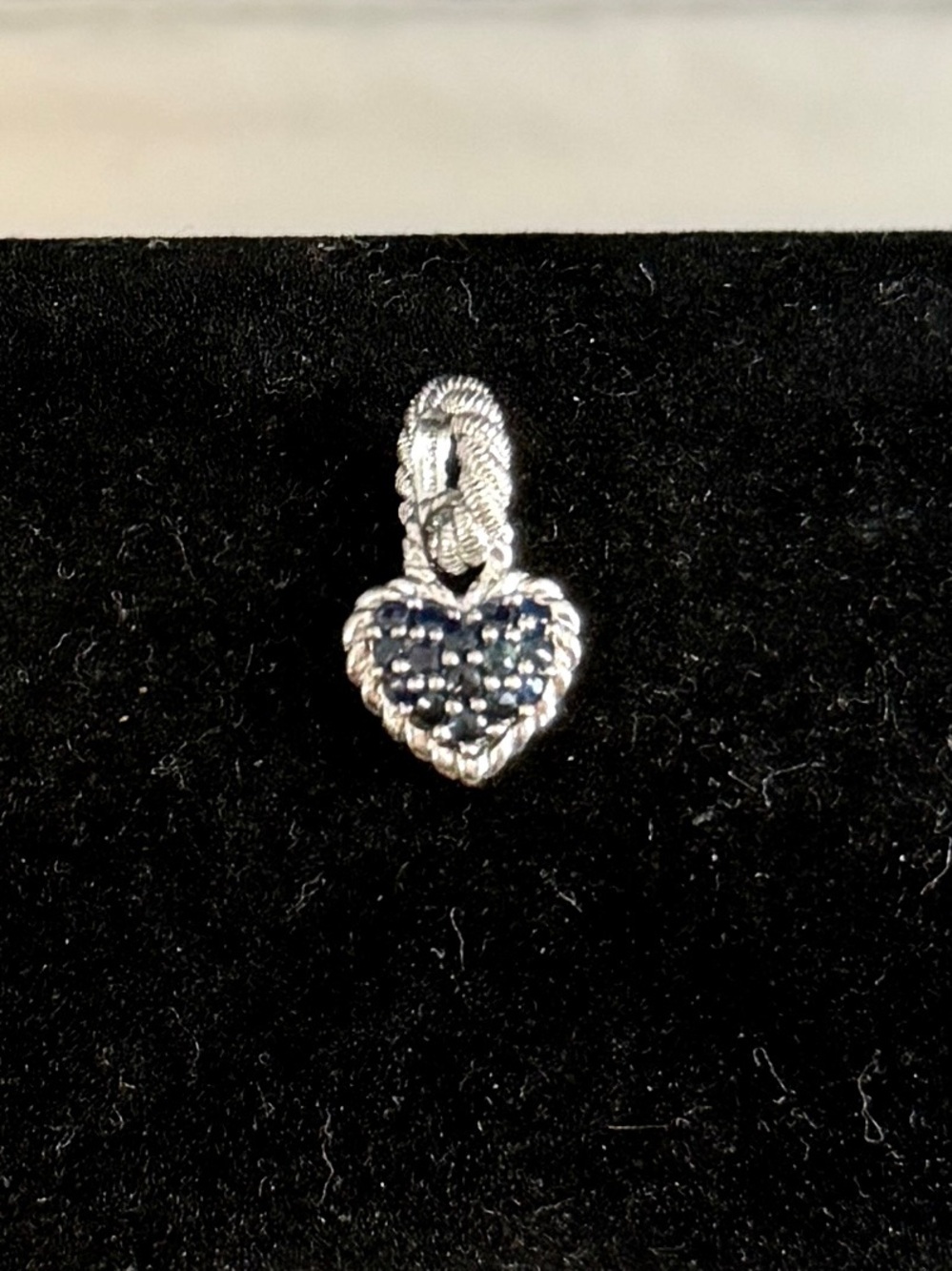 JUDITH RIPKA Sterling Silver Blue Sapphire Heart Cable Twist Oval Link Charm